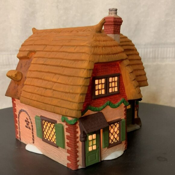 Dept 56 Cobb Cottage Dickens Village Lighted Christmas Building - 1994 (no box) - Picture 7 of 11